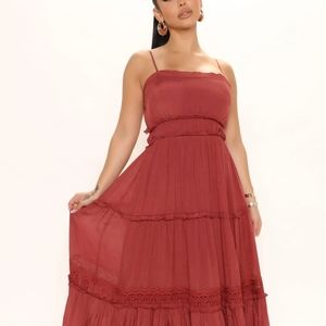Fashion Nova yesenia  dress marsala color